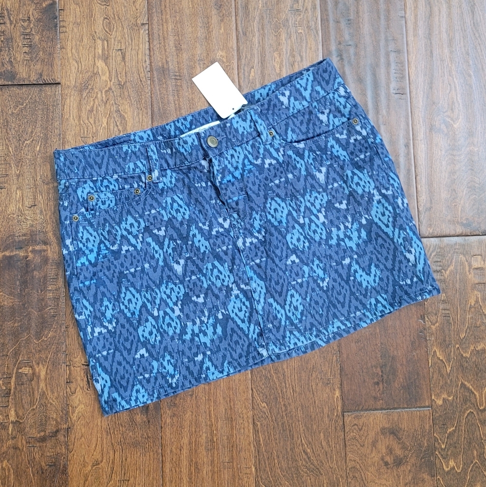 H&M stretch Jean mini skirt size 12 NWT